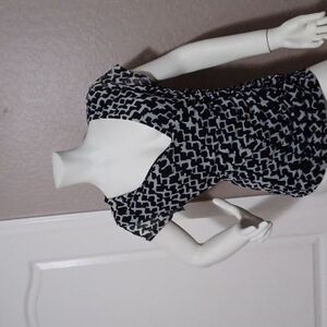 - Woman's  New York  shirts